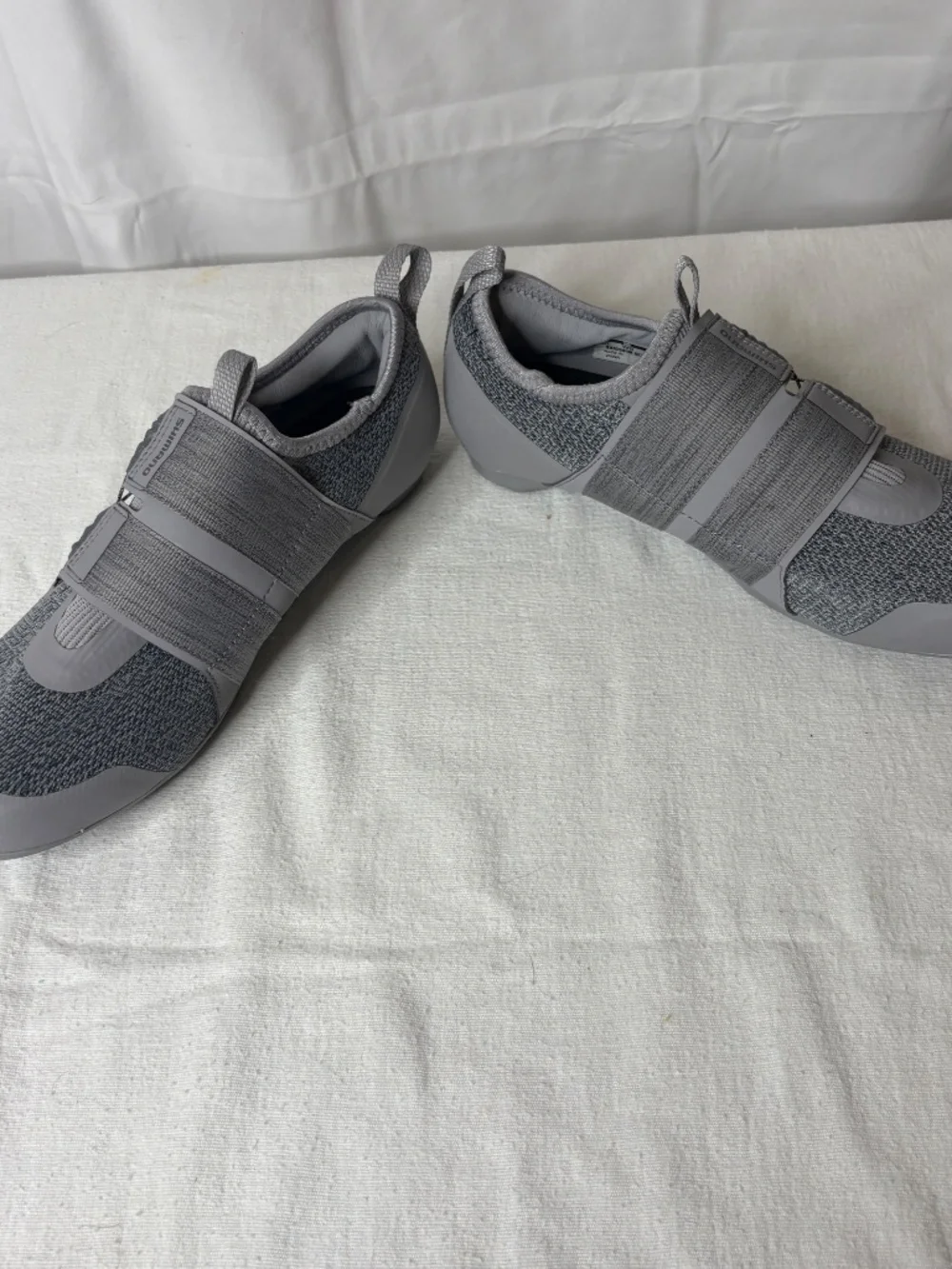 Shimano Dynalast SH-IC501 Women’s Indoor Cycling Shoes Ice Gray W8 Cleat